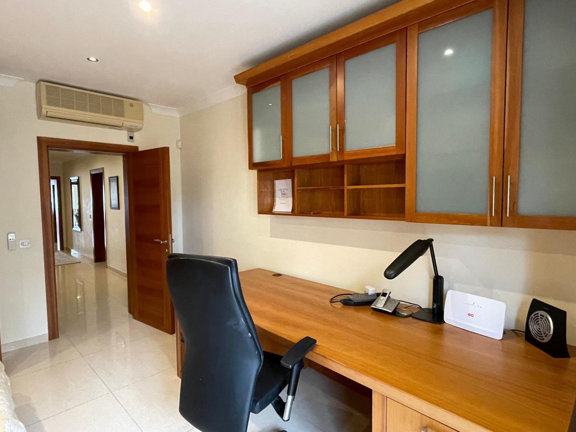 Spacious Luxurious Apartment With Seaview Mellieħa Zimmer foto